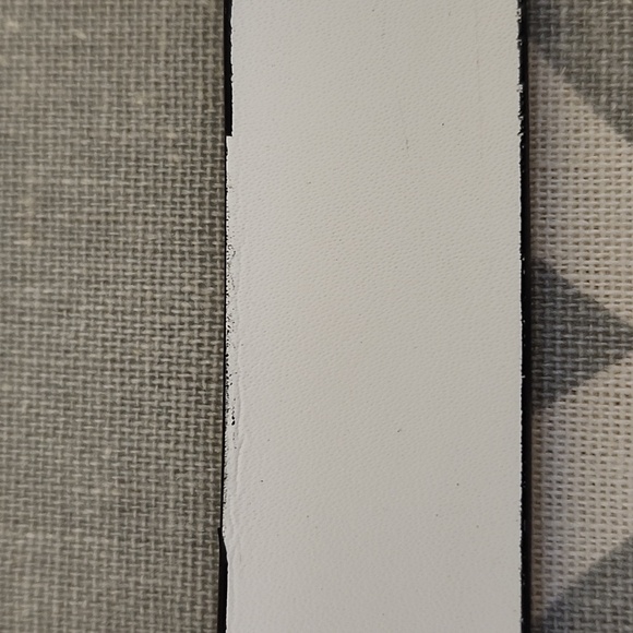 Calvin Klein Genuine Leather Belt - Picture 13 of 13